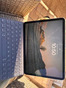 Apple iPad Pro 11” 64 GB + klávesnica - 2