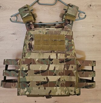 Predám repliku Crye AVS MBAV vo farbe Multicam - 2