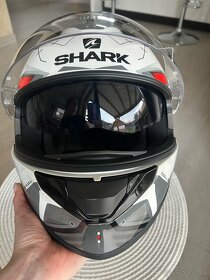 Predám prilbu SHARK - 2