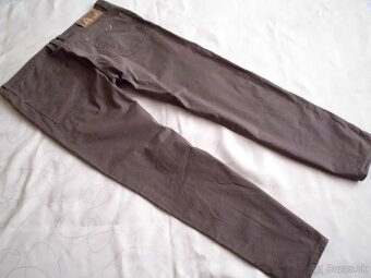 Armani Jeans pánske nohavice tenšie L-XL 38/34 - 2