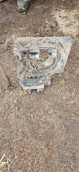 Zetor 6911 servo, spodok sedačky - 2