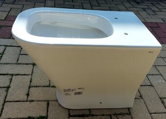 WC Roca NOVÉ - 2