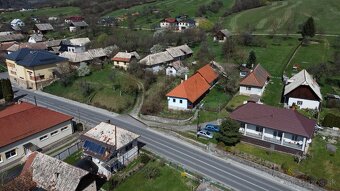 Dom v krásnej lokalite s veľkým pozemkom - 2