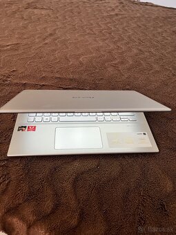 Predám notebook ASUS Vivo Book 14 - 2