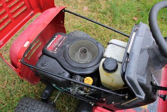 Traktorova kosačka MTD 18hp - 2