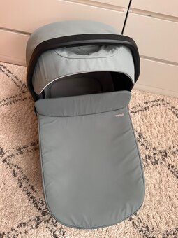 Vanicka THULE urban glide 3 4 mid blue - 2