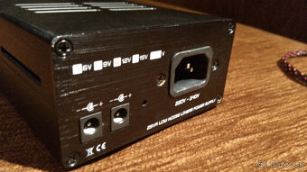 Predám lineárny napájací zdroj Audiophonics 12V - 2