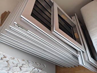 Nové rámy okien s listami - 2