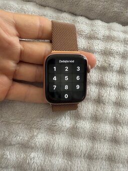 Apple Watch Series 4 4mm GPS gold aluminum case - 2