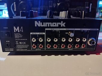 Dj mixpult Numark M4 - 2