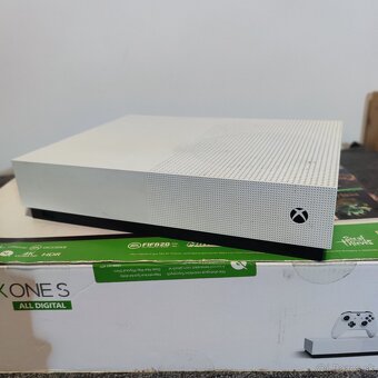 Xbox One S 1TB All Digital - 2