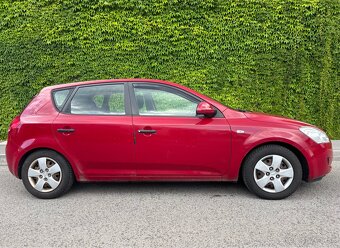 Predám Kia Ceed 1.4 benzín / LPG - 2