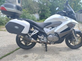 Honda VFR800X Crossrunner - 2
