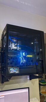 GIGABYTE AORUS C500 GLASS - 2