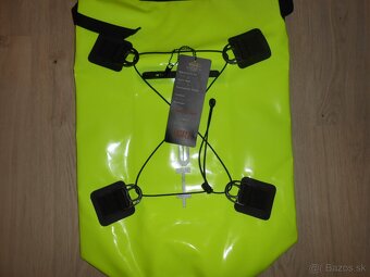 Predam novy nepremokavy ROLL BAG HELD za super cenu len 30 e - 2