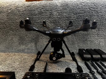 Yuneec Typhoon H - 2