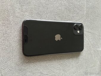 iPhone 11 čierny 128gb - 2