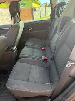 Renault Megane Scenic - 2