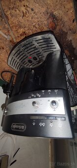 DeLonghi kavovar - 2