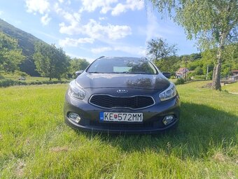 Kia Ceed combi, 1,6 CRDi 94KW (128k),Plná výbava s panorámou - 2