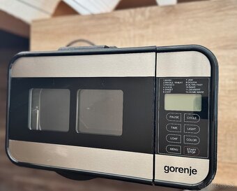 Domáca pekáreň Gorenje BM1400E – nerezová - 2
