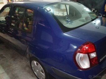 Renault Clio Thalia - 2