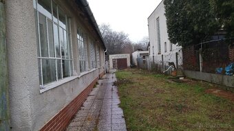 Dom priamo v meste Vráble - 2