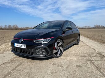 VW Golf VIII GTI 2.0 TSI - 2