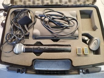 Bezdrotovy mikrofon SHURE UT - 2