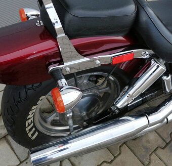 HONDA SHADOW VT1100 V TWIN, / KRÁSNY originál stav, - 2