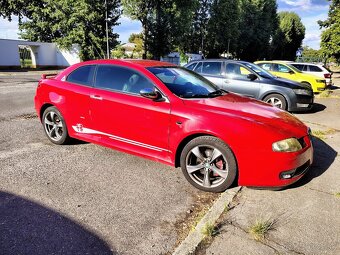Alfa Romeo GT 2.0 JTS v unikátnom stave ZIMNÁ CENA - 2