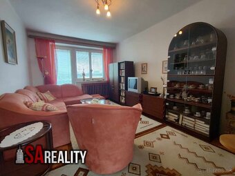 NA predaj 3 izbový byt Šarovce so záhradkou a garážou - 2