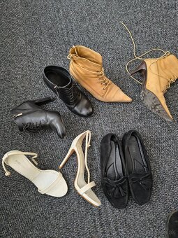 Topanky, kotnikove cizmy, sandale, mokasiny - 2
