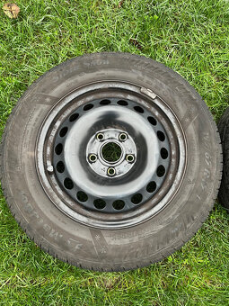 Zimné pneumatiky 195/65 r15 + disky - 2