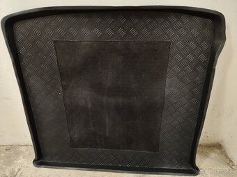 Predám príslušentvo na Fiat Freemont - 2