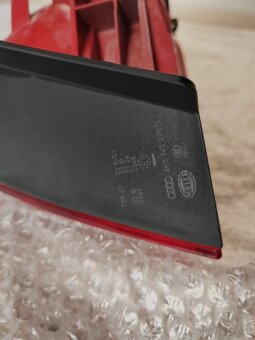 Audi A4 B8 combi zadné svetlá - 2