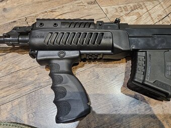 Predám CZ858 tactical - 2