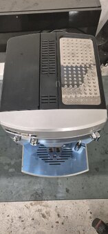 Predám kávovar Delonghi - 2