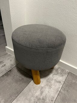 Kreslo a taburetka - 2