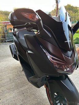Honda 125Forza - 2