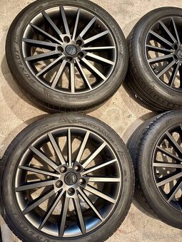 Turini 7,5Jx18H2 ET51 235/45 R18 - 2