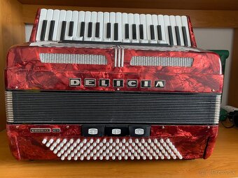 Predam akordeon Delicia - 2