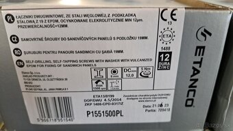 Skrutky na upevnenie strešných PUR panelov plus kaloty - 2