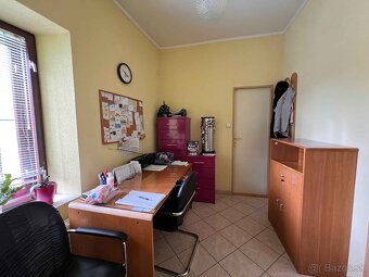 DOM v centre Spišských Vlachov – ideálny na bývanie aj podni - 2