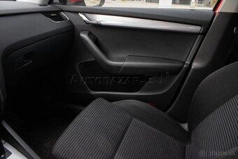 SKODA OCTAVIA 3 2,0TDi 110kW, DSG, Hatchback - 2