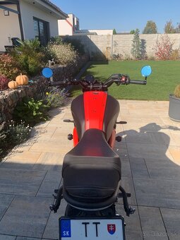 YAMAHA XSR 700 2022 najzdene len 8380km - 2