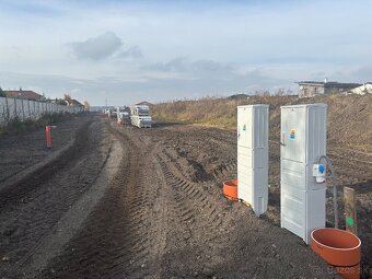 Stavebné pozemky v Malackách s IS a prístupovou cestou. - 2