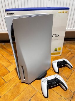 Playstation 5 /krabica, 2x ovladač - 2