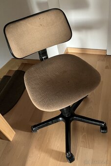 Kancelárska stolička - 2