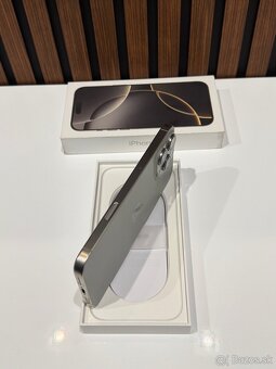 iPhone 16 Pro Max 512GB Natural Titanium - 2